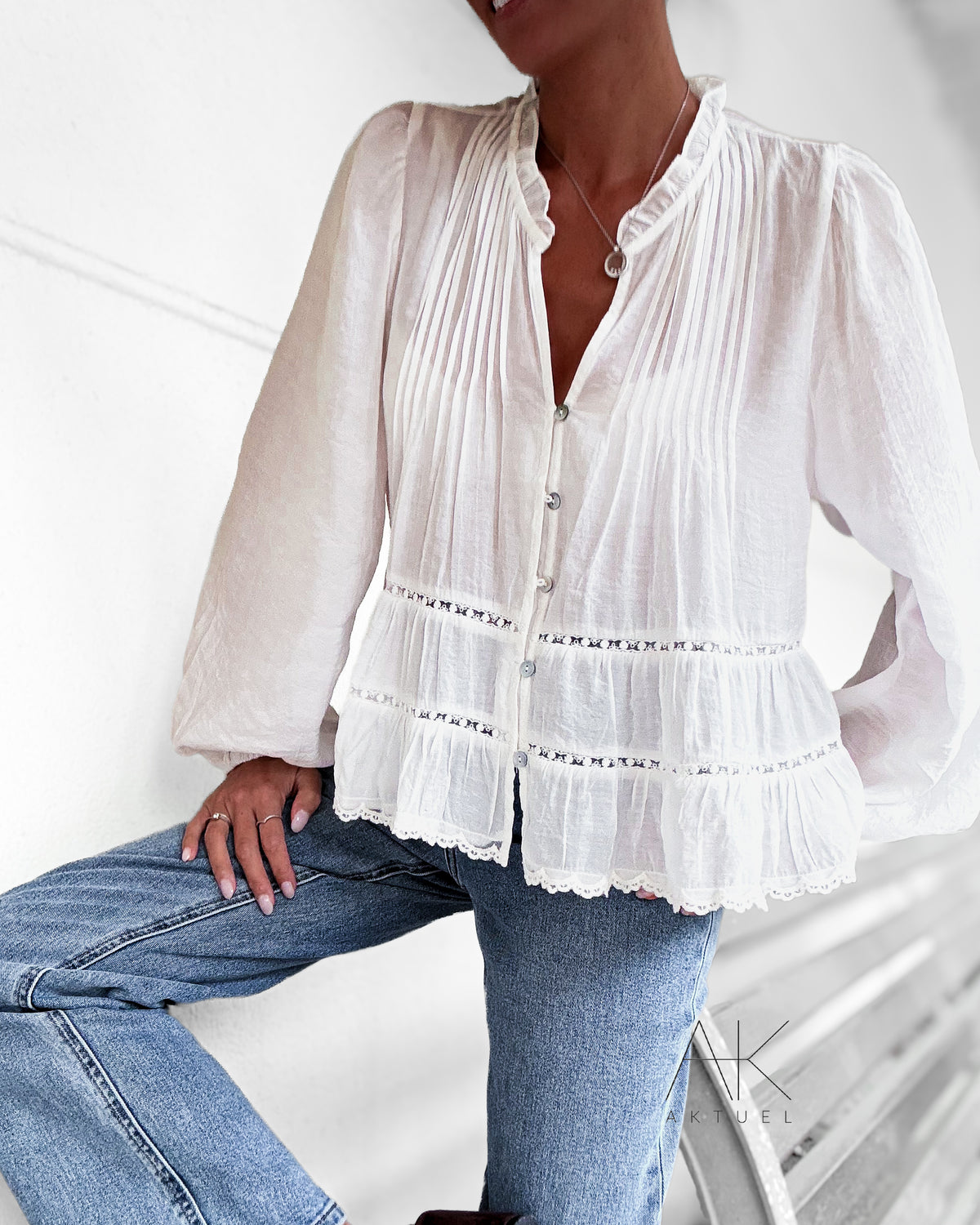 Blouse blanche romantique à volants