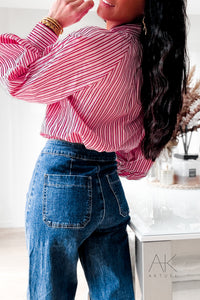 Chemise rayée rouge et rose à col volanté