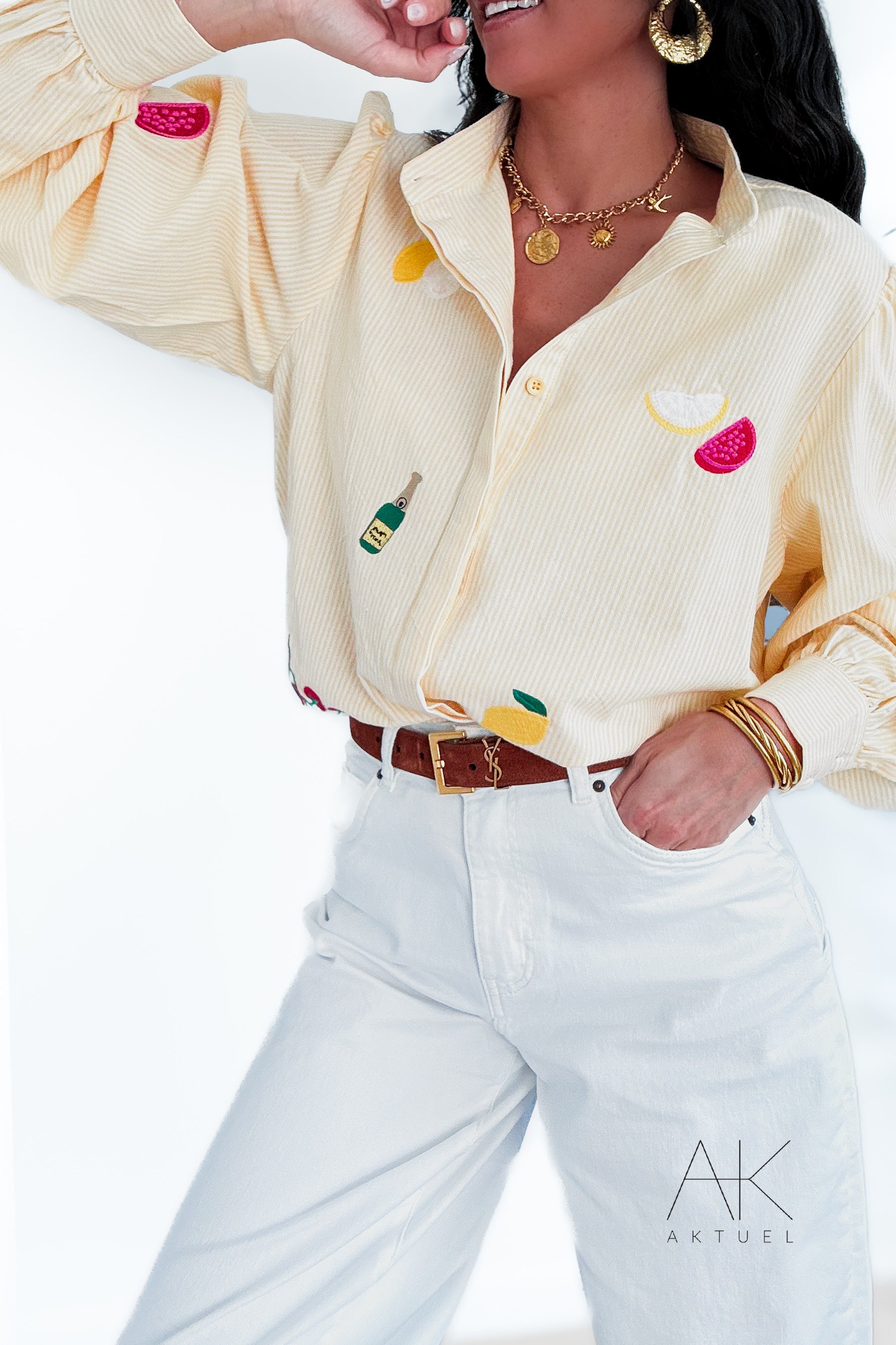 Chemise rayée jaune brodée fruits
