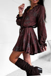Robe courte chocolat à fleurs brodées