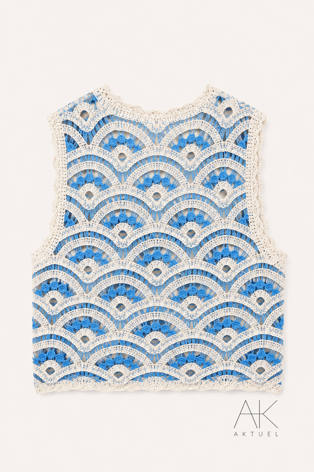 Top crochet ajouré bleu