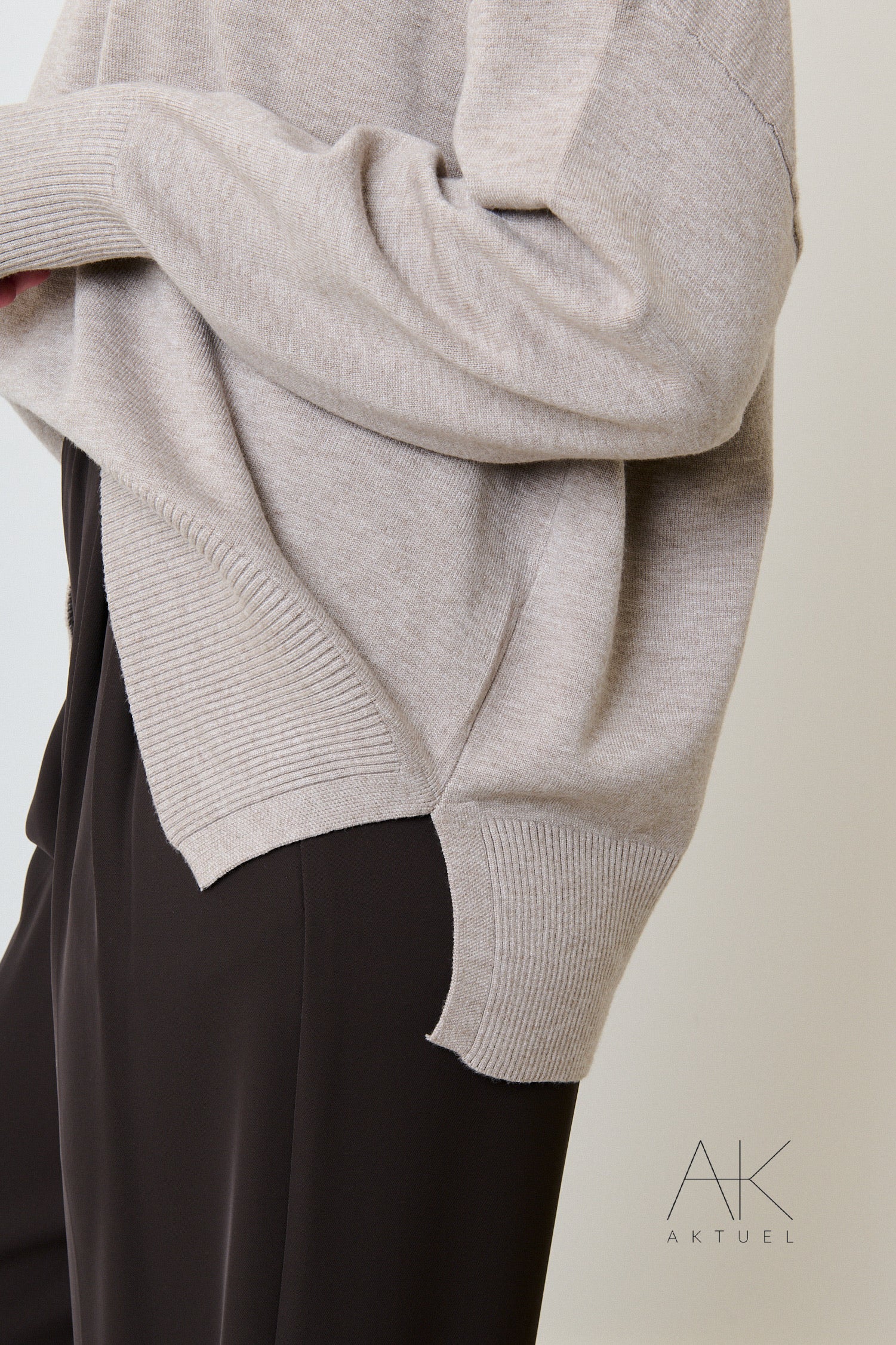 Pull en maille oversize taupe