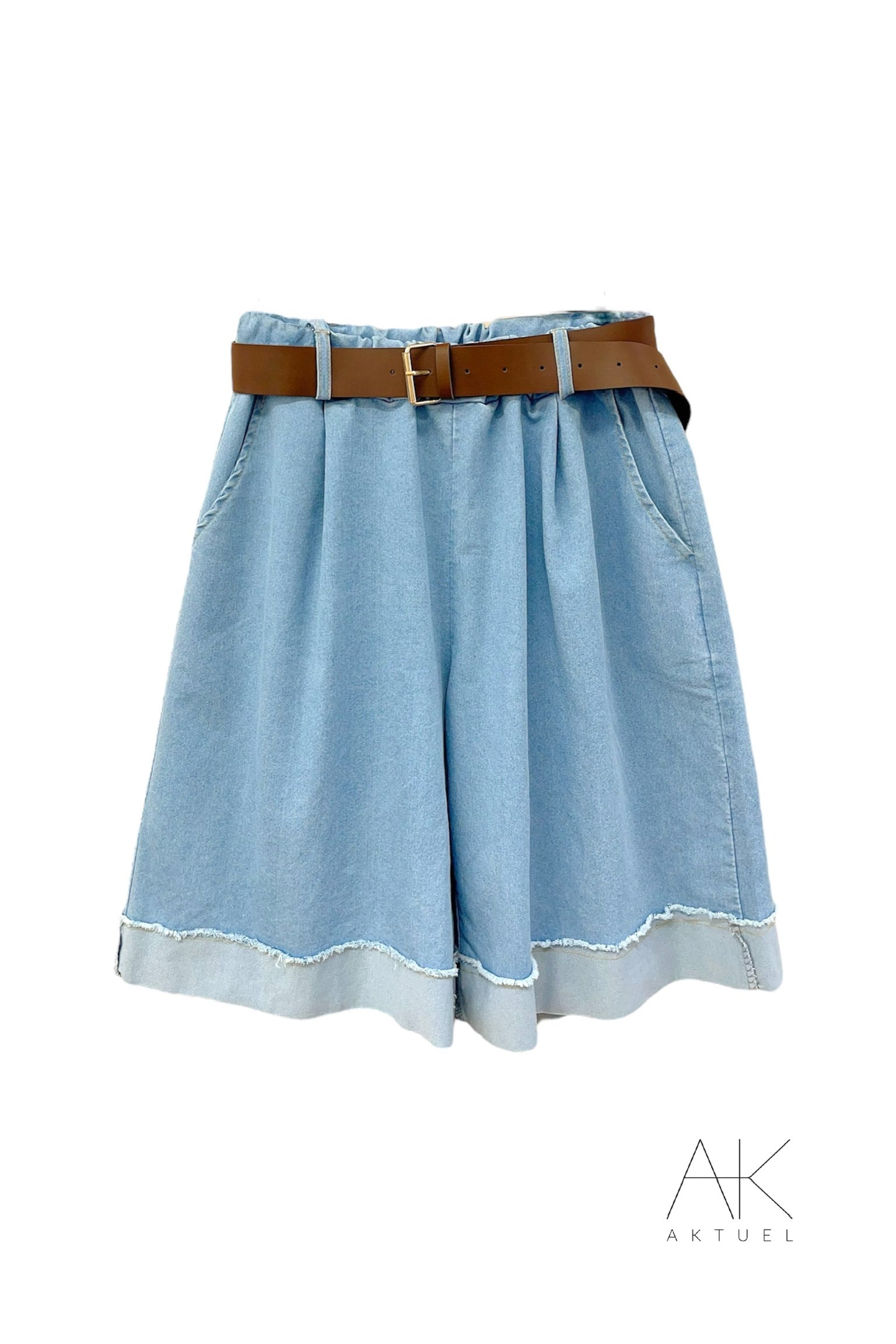 Bermuda en denim fluide large en jean avec ceinture