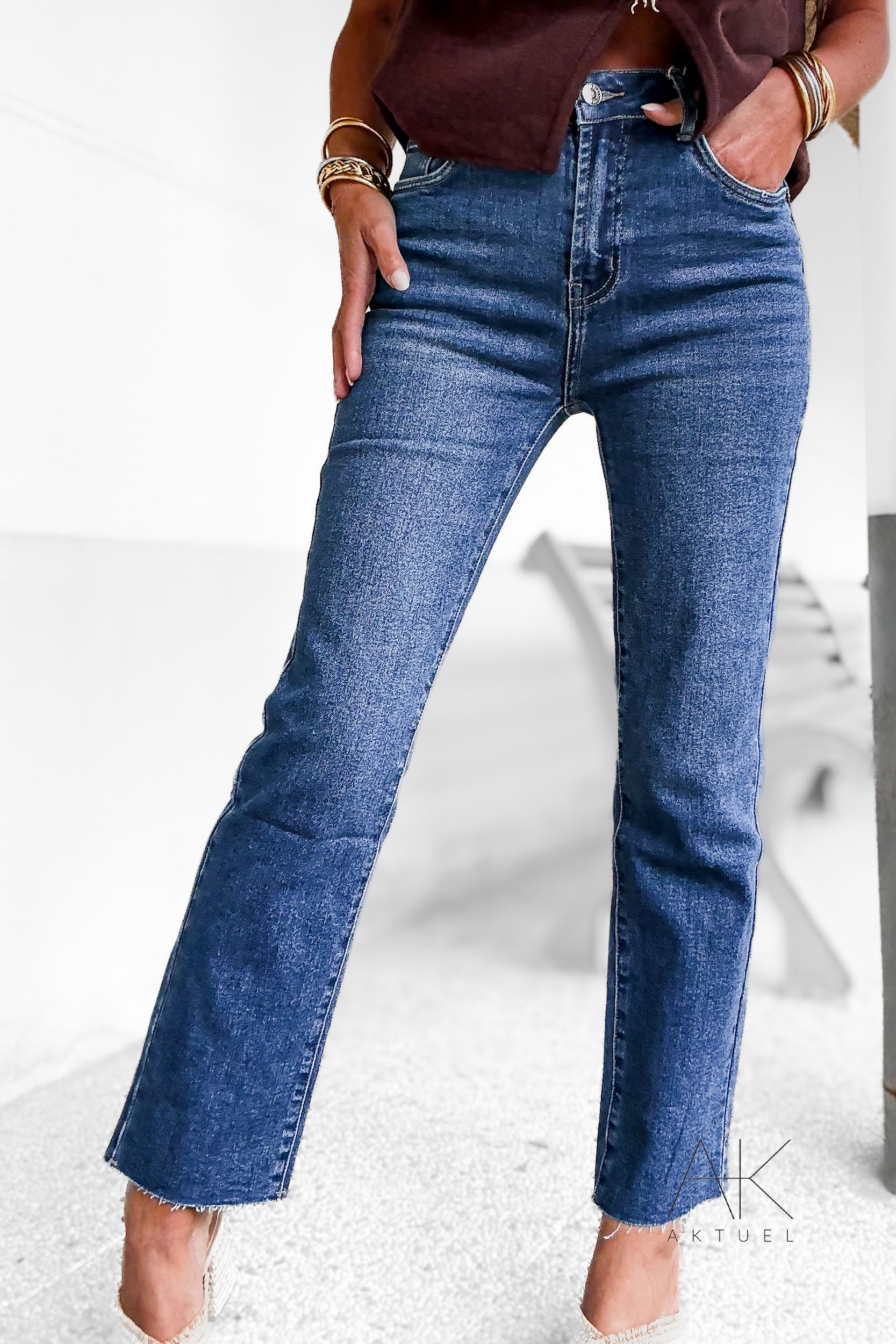 Jean brut foncé straight