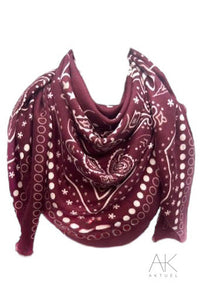 Foulard carré bordeaux imprimé bandana