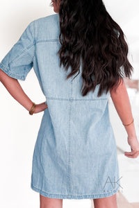 Robe chemise denim bleu clair