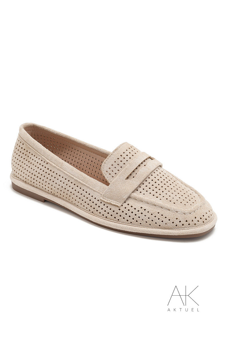 Mocassins en suédine ajourée beige