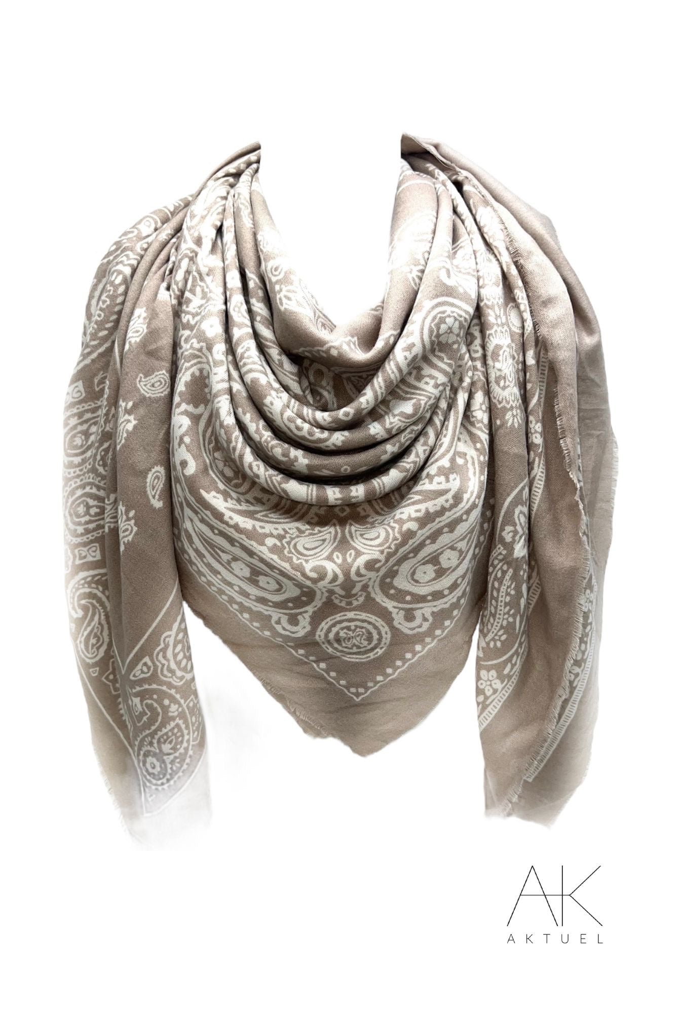 Foulard carré beige à motif bandana