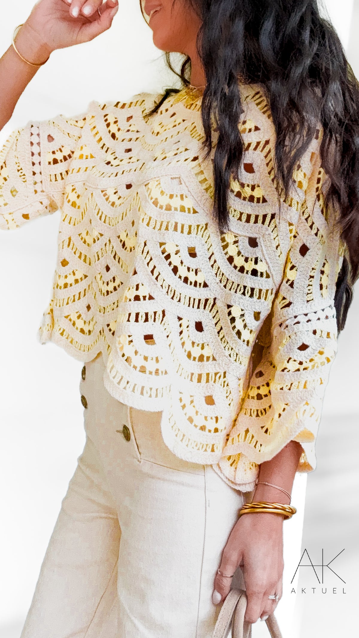 Pull crochet bohème jaune
