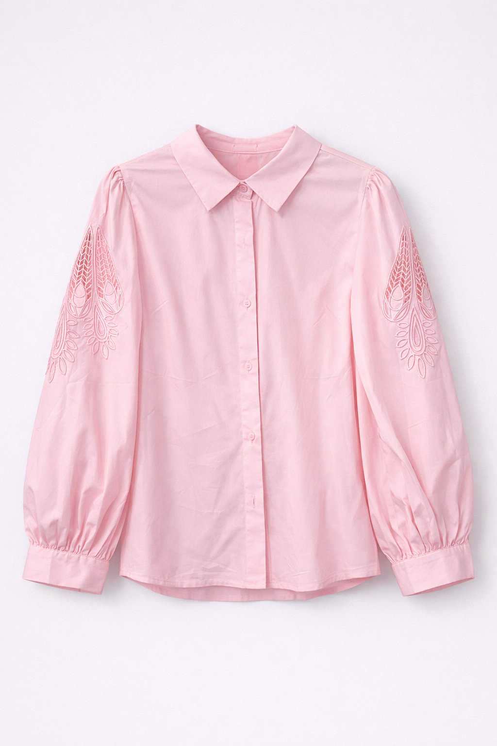 Chemise rose à manches brodées