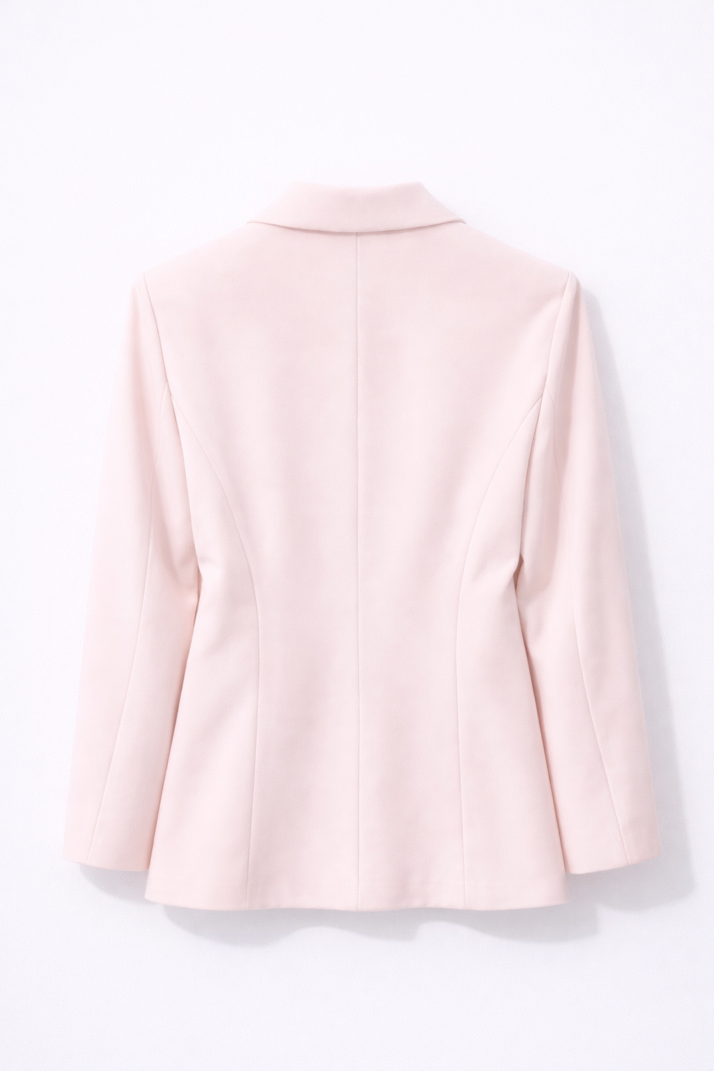 Blazer rose ceinturé détail bijou