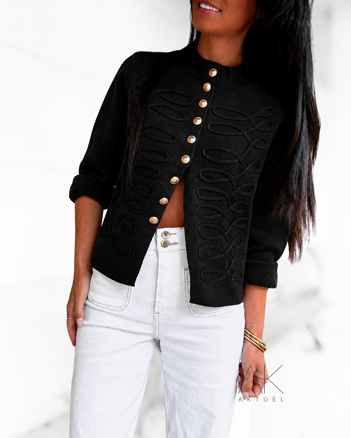 Cardigan officier noir à boutons dorés