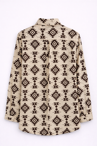 Chemise beige imprimée graphique