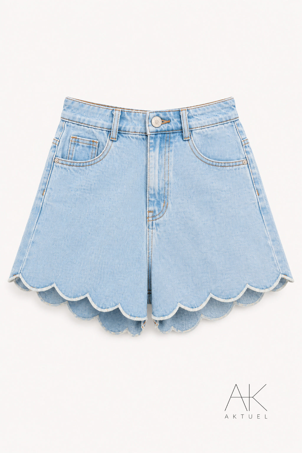 Short festonné bleu clair