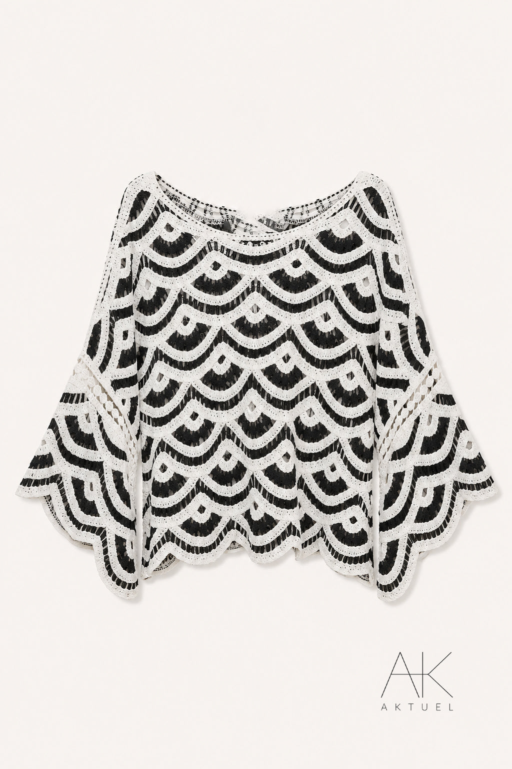 Pull crochet bohème noir