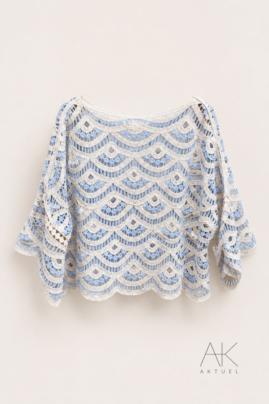 Pull crochet bohème bleu