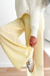 Pantalon large jaune pastel à rayures