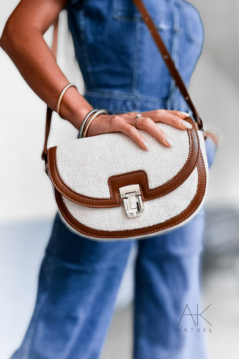 Sac à bandoulière en tissu bouclé et cuir marron