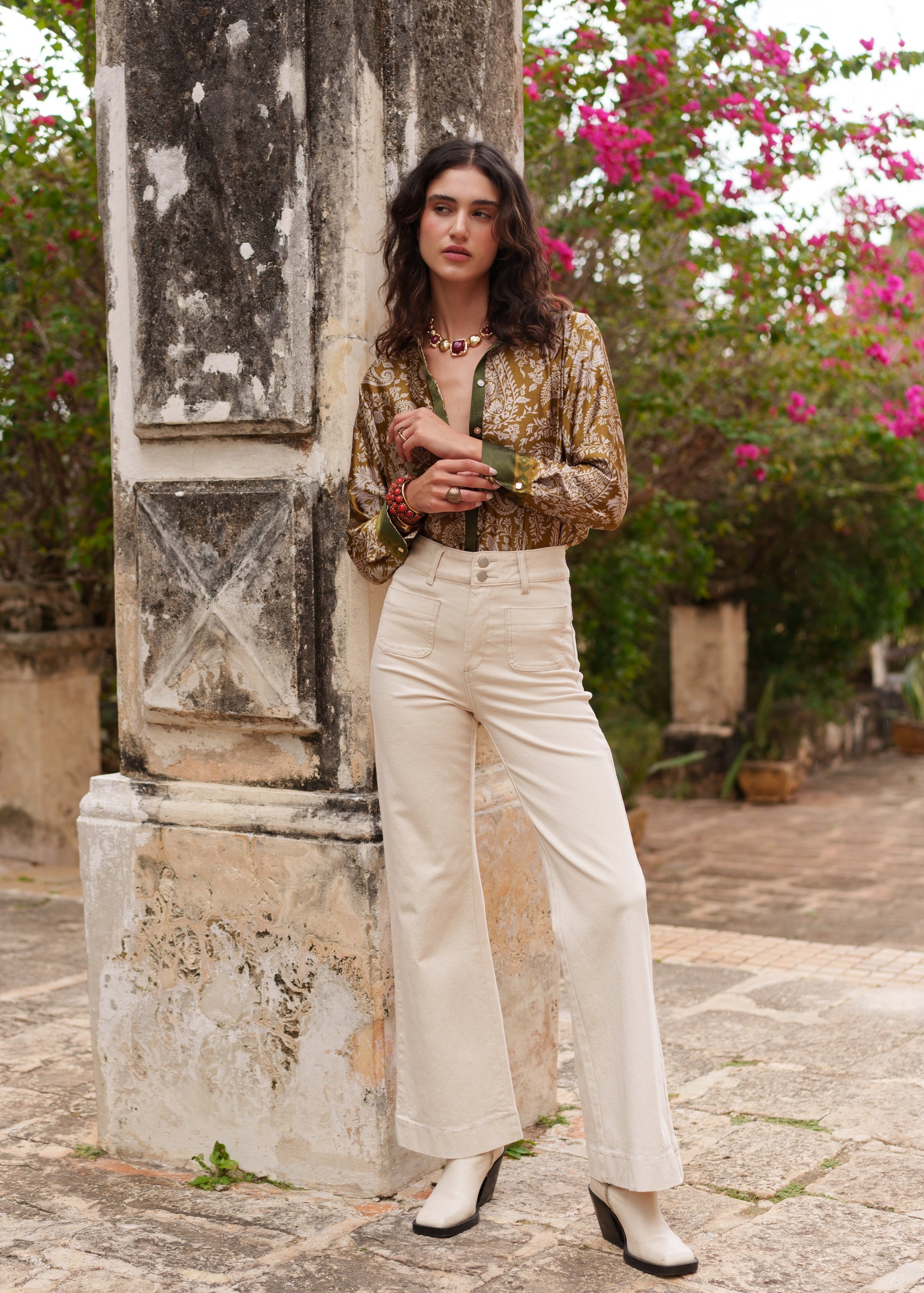 Jean large flare beige taille haute